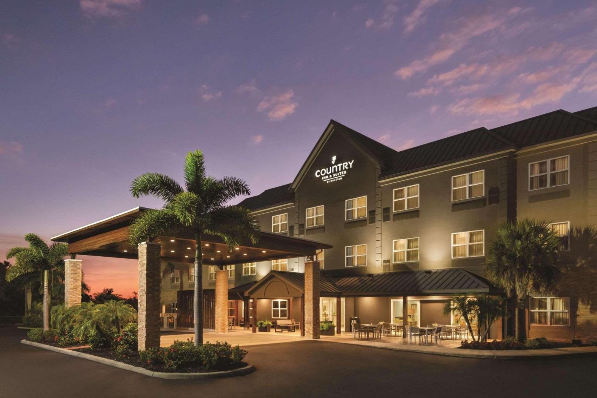 Country Inn & Suites By Radisson, Bradenton-Lakewood-Ranch, Fl Bagian luar foto